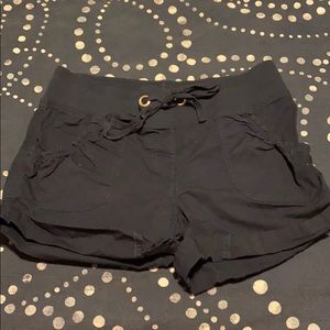 Maternity shorts
